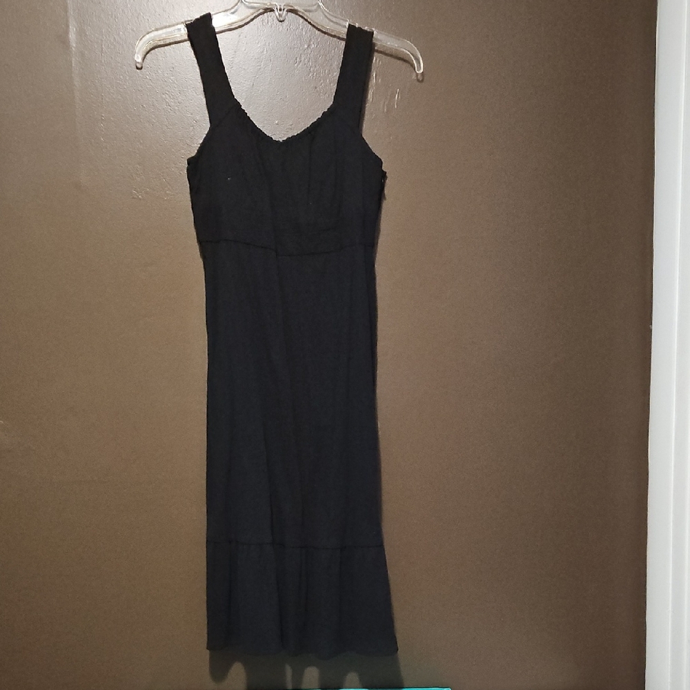 LOFT Elegant Black Sleeveless Midi Dress